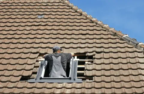 Pose de velux - Eyburie